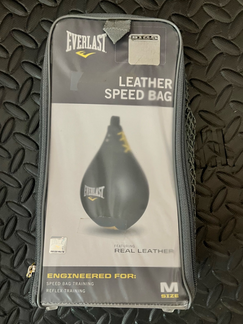 Everlast Black and Gold Leather Speed Bag